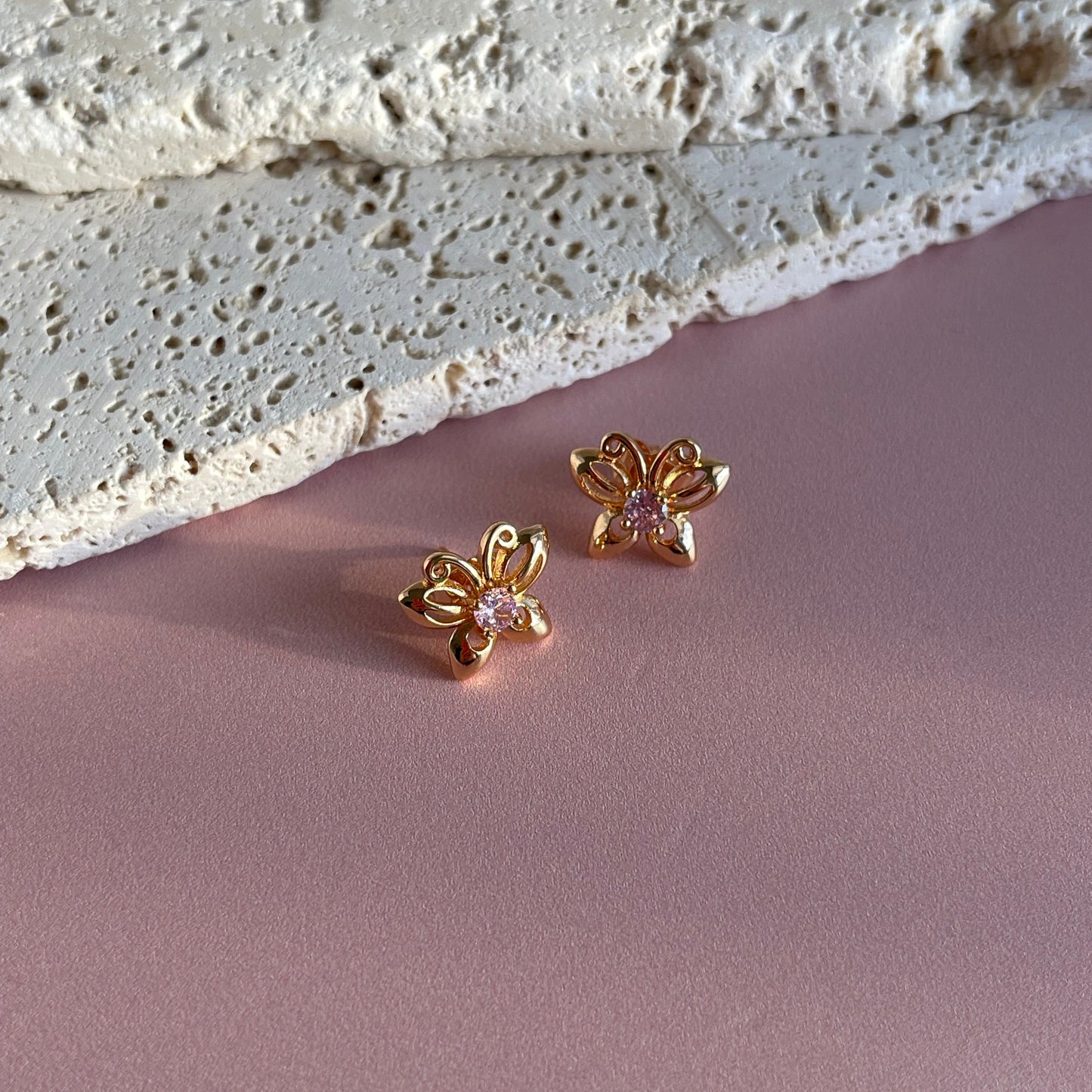 Pendientes de mariposa