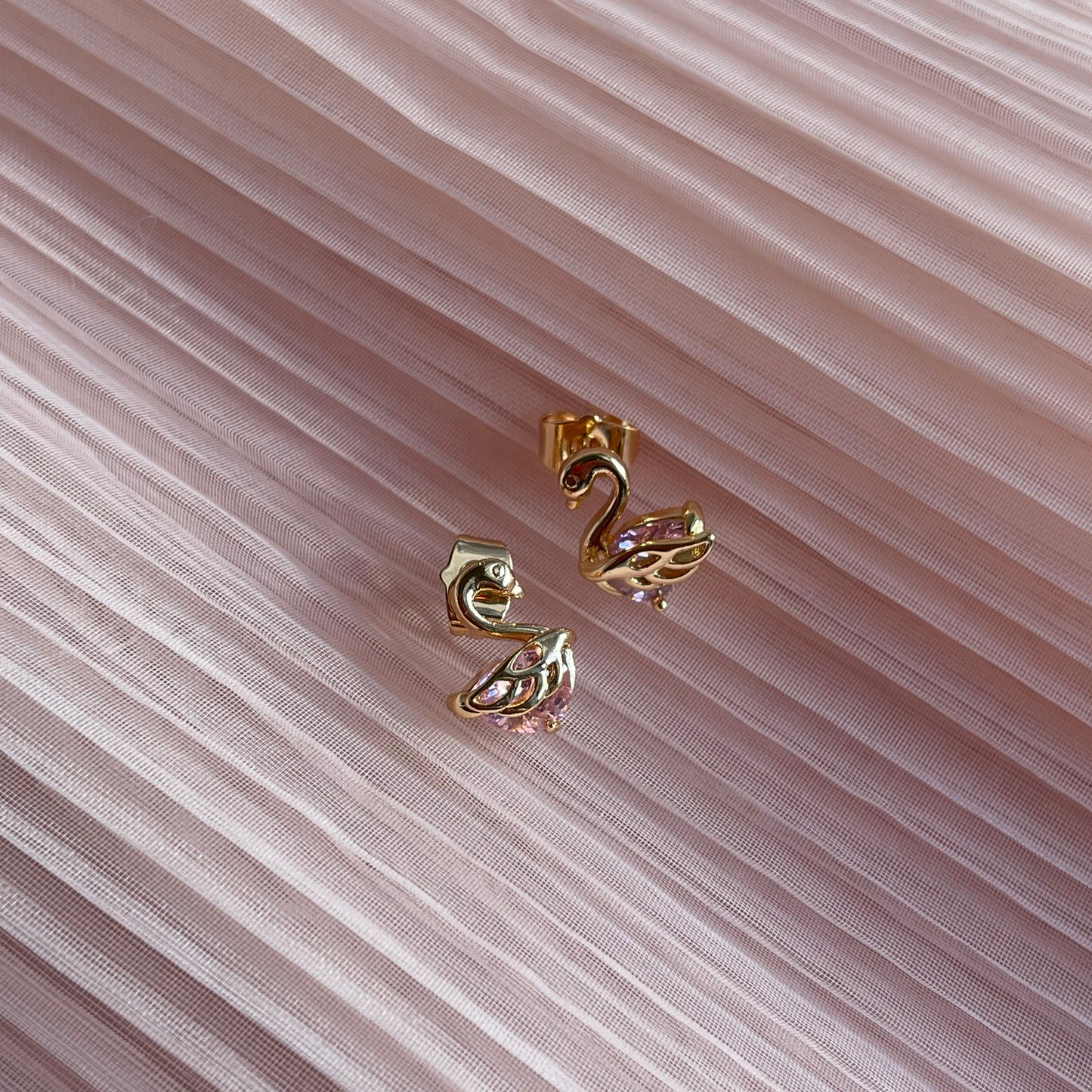 PENDIENTES PEQUEÑOS CISNE