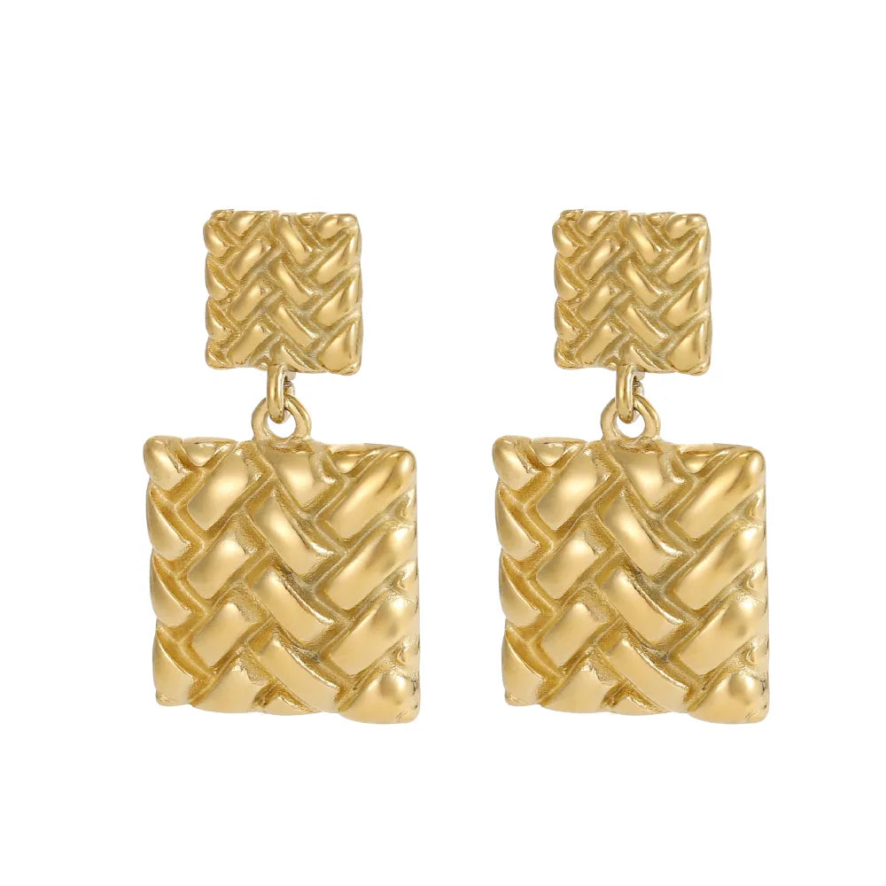 ARETES CUADRADOS TEXTURIZADOS